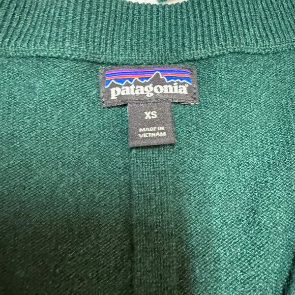 Patagonia Recycled Cashmere V-Neck Sweater Women’s XS Green GUC - Picture 7 of 12